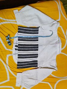 full sleeves shirt style crop top