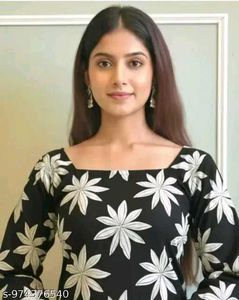 Stylish Black &amp; White Floral Kurta