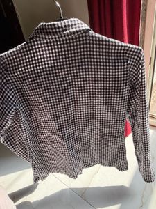 Woolen Gingham Button-Up Shirt