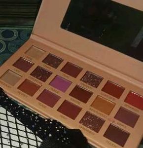 Eyeshadow Palette