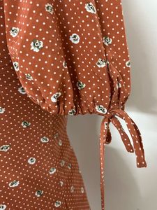 Chic Rust Floral Print Mini Dress