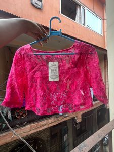 Vibrant Pink beautiful Lace Crop Top never use tot