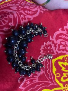 Chic Black Beaded Bracelet