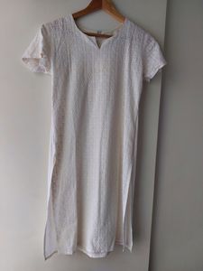 White Threadwork Cotton Kurta