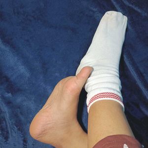 used 1 White Socks