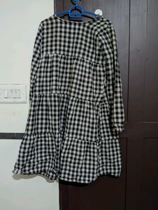 Chic Black &amp; White Gingham Tiered Dress