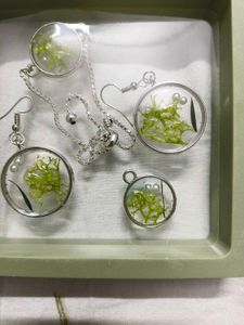 Resin Botanical Jewelry Set