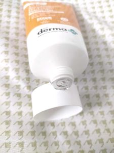 The Derma Co. SPF 50 Hyaluronic Matte Gel
