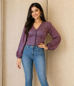 Trendy Geometric Print Crop Top