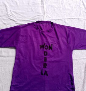 Purple "Wonderla" Graphic T-Shirt
