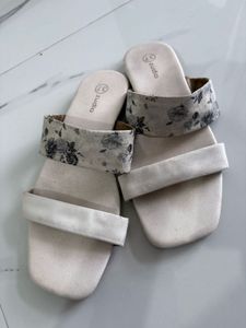 combo of 5 pair footwear