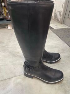 Classic Black Leather Knee-High Boots