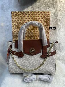 MICHAEL KORS LADIES BAG 💼