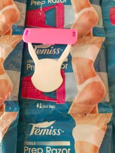 Femiss Sterile Prep Razor Pack of 10
