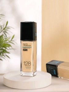 Maybelline Matte + Poreless Foundation 128