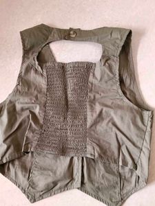 Chic Olive Green Button-Up Vest