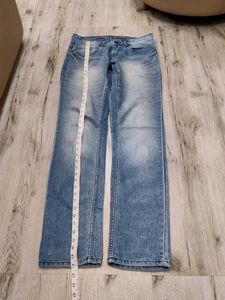 Ma6231 Matrix jeans waist 32 inches