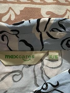 Max cares XL size shirt