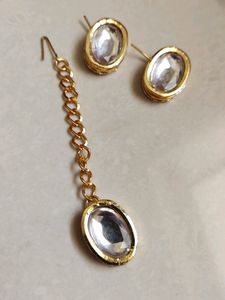 Sleek kundan necklace set