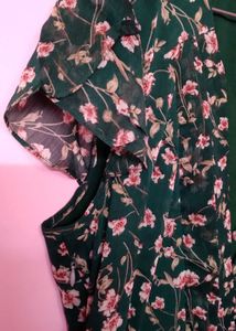 Elegant Green Floral Chiffon Midi Dress 💚