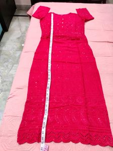 Vibrant  Embroidered Kurta🌸