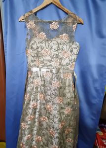 Elegant Floral Embellished Dress