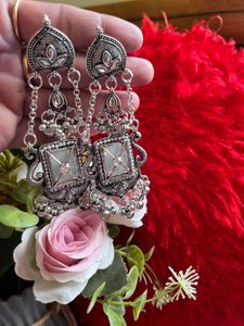 Amazing big Earring for women’s  party wear a