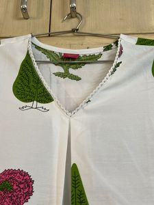 Beautiful White Kurta with Floral Print set