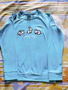 sweatshirt in colour light blue