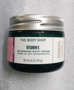 The Body Shop Vitamin E Night Cream