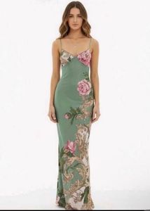 Elegant Floral Maxi Dress