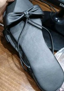 Chic Bow Flat Sandals