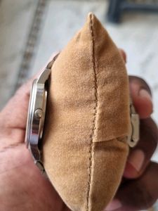 HMT Swarna Quartz Watch