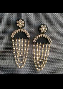 Elegant Pearl Dangle Earrings