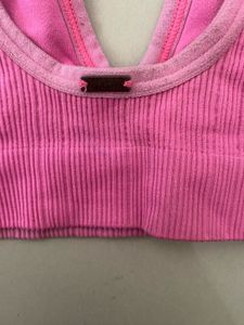 Ribbed Seamless Sports Bra