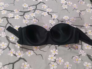 Black Strapless Bra