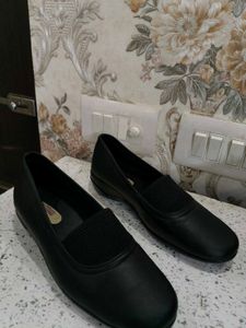 Classic pure leather Black Loafer sandels