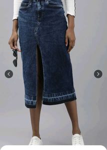 Stylish Denim Midi Skirt with High Slit