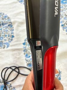Nova Hair Straightener