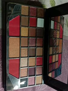 RL Beauty Makeup Palette