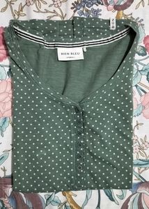 Brand: Bien Bleu Top/T-shirt