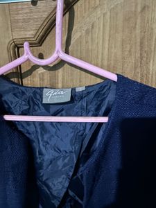 Elegant Blue Cropped Jacket