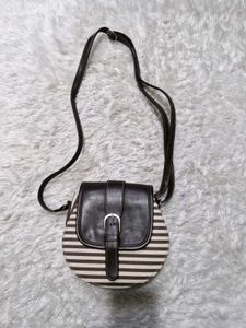 Chic Striped Crossbody Bag