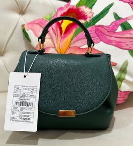 WESTSIDE Chic Green Handbag with Gold Accents
