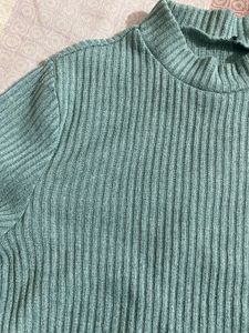 Ribbed Mock Neck Short Sleeve Top