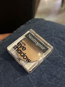 Neutrogena Matte Eye Shadow