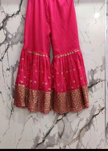 IBeautiful Hot Pink Sharara Suit Set🌼price Drop🌼