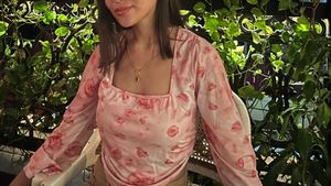 Floral Print Long Sleeve Top