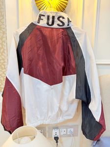 Free size windbreaker jacket