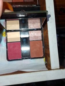 Vibrant Eyeshadow Palette